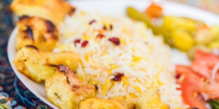 Mäsové aj vegetariánske/vegánske špeciality v perzskej reštaurácii