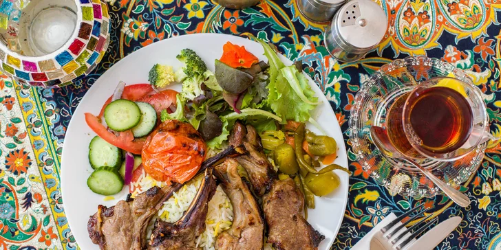 Mäsové aj vegetariánske/vegánske špeciality v perzskej reštaurácii