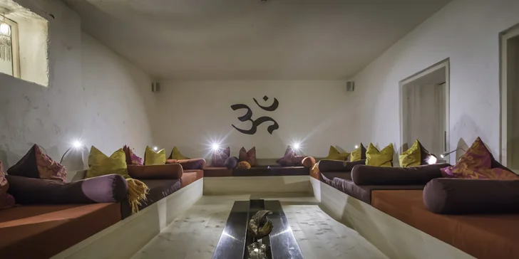 Zalyžujte si v tyrolských Alpách: hotel v blízkosti lyžiarskeho strediska, polpenzia a neobmedzený wellness