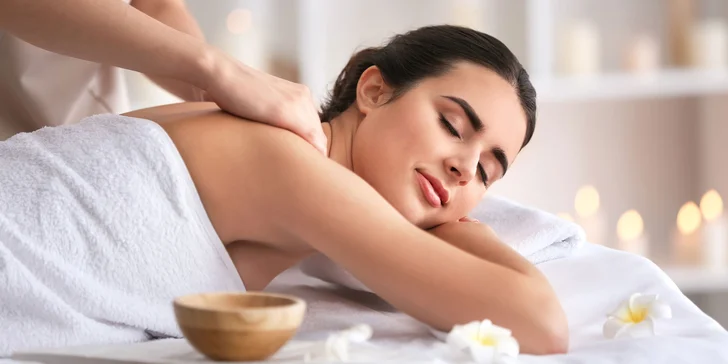 Reflexná masáž chodidiel, klasická celotelová alebo aroma masáž