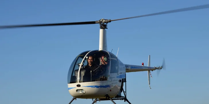 Vyhliadkový let americkým vrtuľníkom Robinson R22