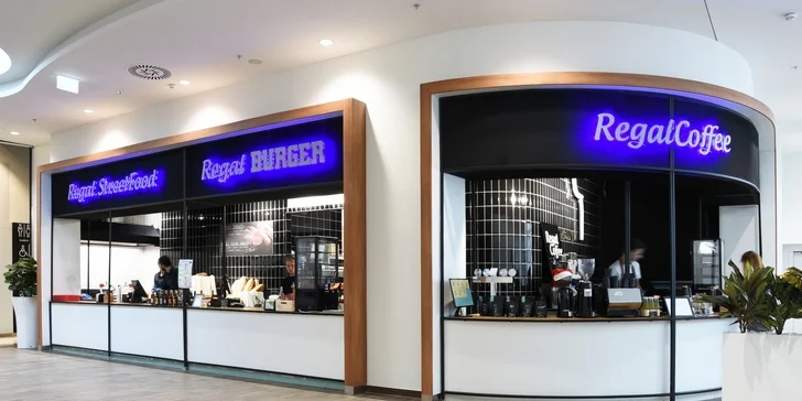 Famózny Regal Burger v Auparku s hranolčekmi a bezodný nápoj