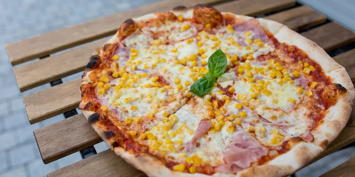 Pizza podľa vlastného výberu s donáškou