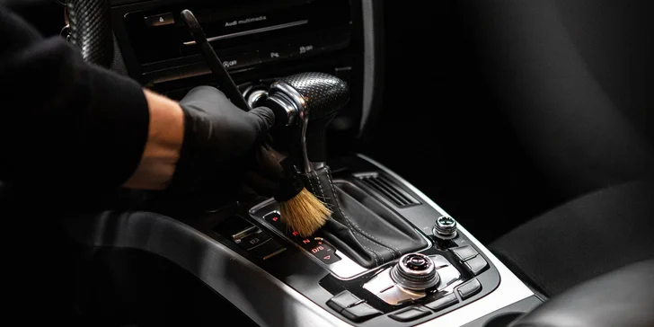 Čistenie interiéru a exteriéru vášho auta v CARwellness