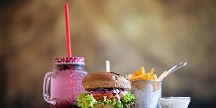 5 druhov skvelých burgerov s hranolčekmi a nápojom