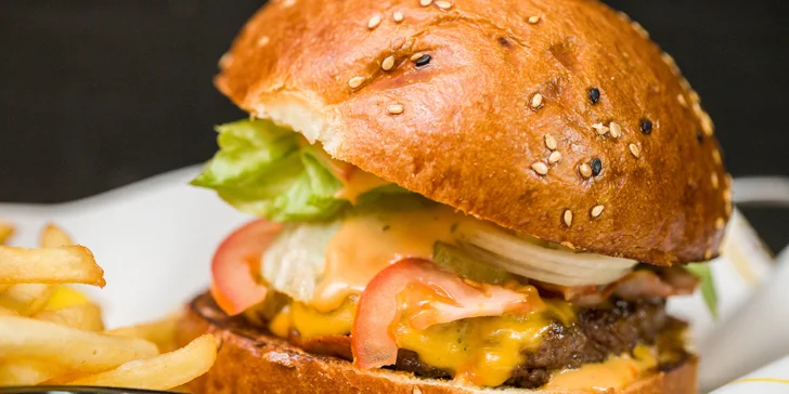 Kebab v domácej pita žemli či otvorené vouchery na konzumáciu v Shana Fire Burger alebo Kebaba
