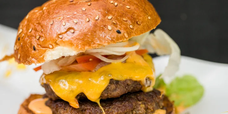 Kebab v domácej pita žemli či otvorené vouchery na konzumáciu v Shana Fire Burger alebo Kebaba