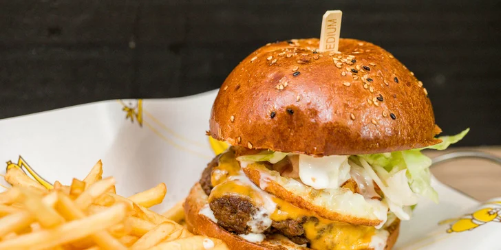 Kebab v domácej pita žemli či otvorené vouchery na konzumáciu v Shana Fire Burger alebo Kebaba