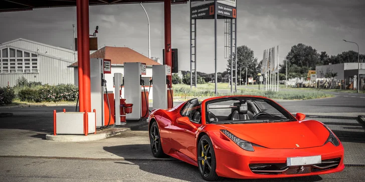 Zážitok vo Ferrari, Lamborghini, McLarene a Porsche.