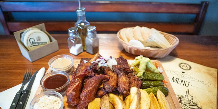 Gazdovské drievko plné dobrôt v Amici restaurant