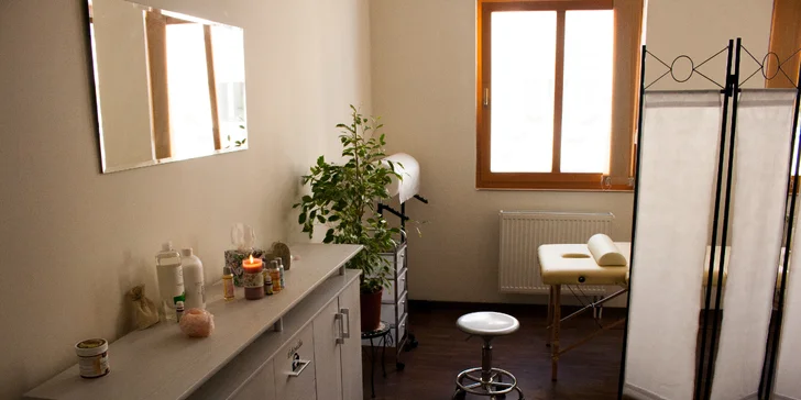 Relaxačná, klasická či športová masáž, bankovanie a detoxikačná kúra