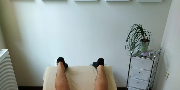 Relaxačná, klasická či športová masáž, bankovanie a detoxikačná kúra