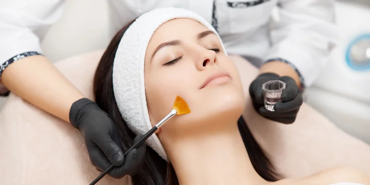 Chemický peeling či ošetrenie pleti LIFTING