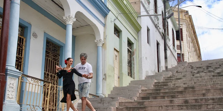 Kurzy bezpárovej alebo párovej salsy v tanečnej škole „Salsa, Son, Pasión“