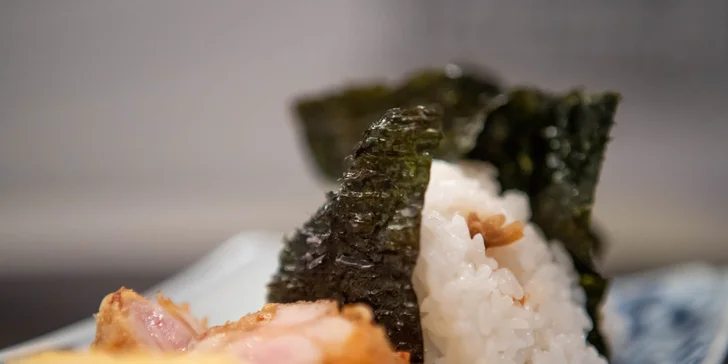 Omusuby: obľúbený japonský fastfood konečne aj v Bratislave!