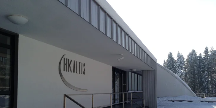 Obľúbený pobyt v ALTIS Rezort**** pri Oravskej priehrade s neobmedzeným bazénom a wellness, s korčuľovaním na ľade a mnohými športami