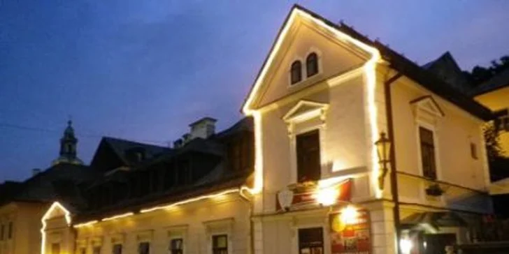 69 eur za trojdňový pobyt pre DVOCH v Penzióne Na Trojici v srdci Banskej Štiavnice. Romantika historického mestečka spojená s úžasnou lyžovačkou.