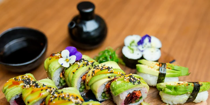Veggie alebo special sushi sety z LOBBY BARU