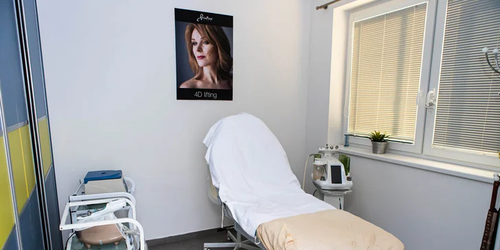 Rejuvenizácia pleti kyselinou hyalurónovou + krátka masáž tváre