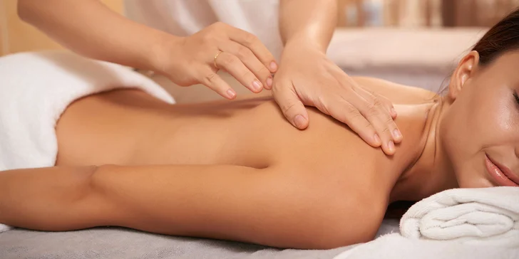 Masáže: havajská lomi-lomi, aroma s peelingom, shiatsu či rituál Polynézia