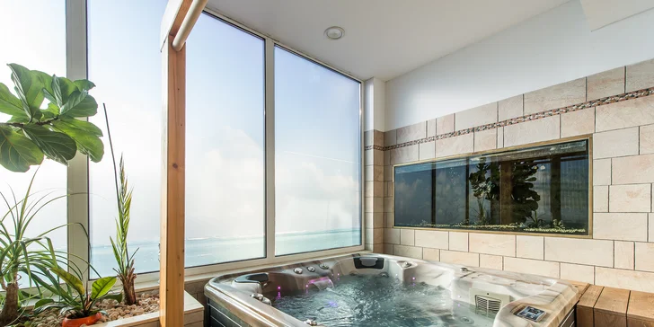 1,5 hodinový vstup do wellness pre dvoch s možnosťou romantickej večere v penzióne TROJA