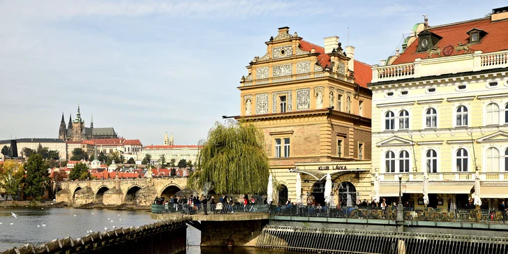 Darujte svojej láske plavbu snov v Prahe: romantický obed/večera na palube!