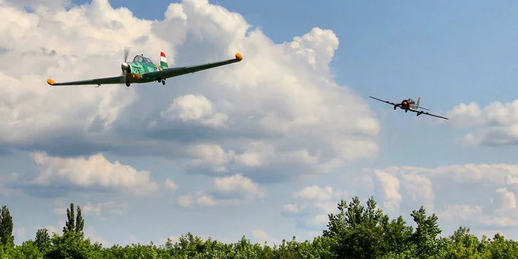 Úchvatný akrobatický let v lietadle YAK 52 či Zlín Tréner Z26