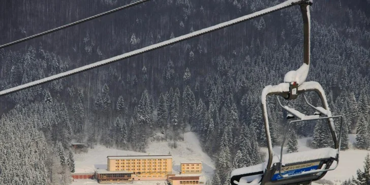 Zimné SKI pobyty s celodennými skipasmi do lyžiarskeho strediska Vrátna Malá Fatra