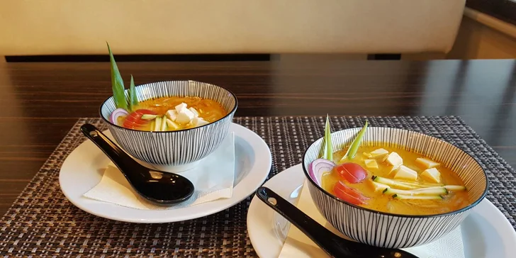 Lahodný vianočný špeciál pre 2 osoby v SUSHIHANIL