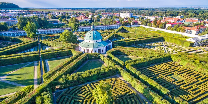 Exkurzia s vôňou slivovice, prehliadka Baťovho inštitútu a Múzea obuvi