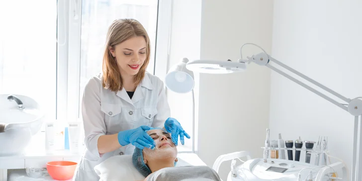Diagnostika pleti BIA SKIN analyzérom a jej ošetrenie