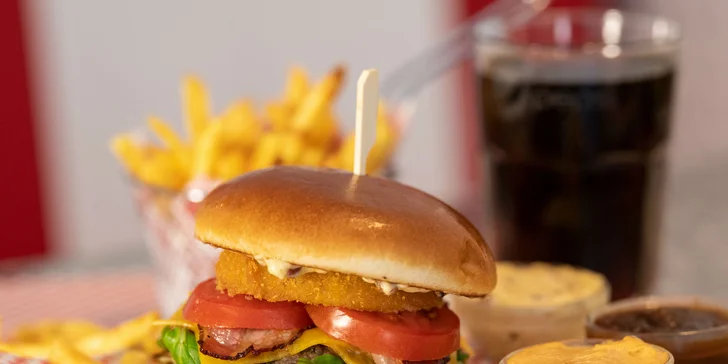 Chuť pravých amerických burgerov v pohodlí vášho domova vďaka donáške!