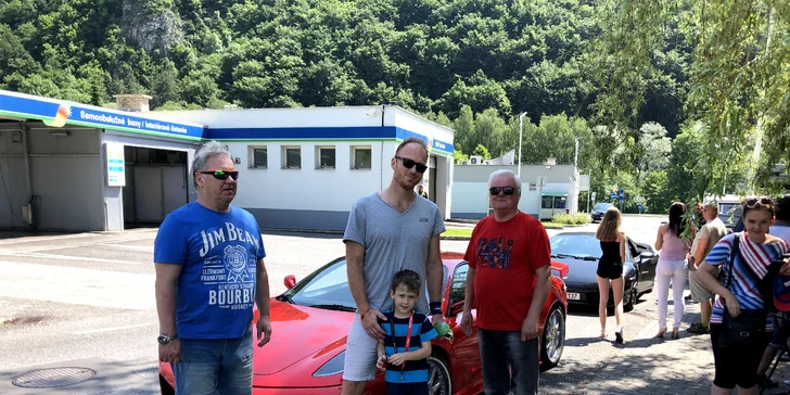 Otestujte na vlastnej koži Ferrari, Lamborghini či Nissan GT-R a získajte svoj CERTIFIKÁT jazdca