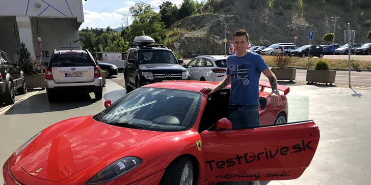 Otestujte na vlastnej koži Ferrari, Lamborghini či Nissan GT-R a získajte svoj CERTIFIKÁT jazdca