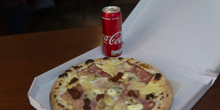 Pravá talianska pizza s priemerom 33 alebo 50 cm v Pizzalino Zvolen