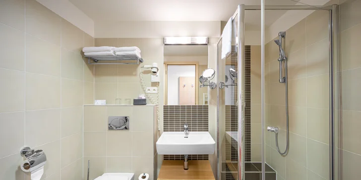 Pobyt v romantickej Prahe - 4* hotel, bohaté bufetové raňajky a ubytovanie včlenené do komplexu futbalového štadióna