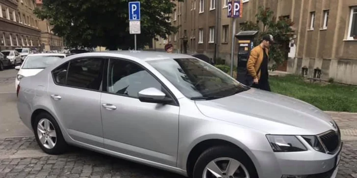 Prenájom auta Škoda Octavia na 1, 3 alebo 7 dní