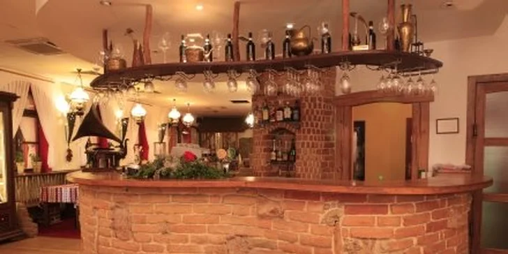 12,39 eur za grilovaný steak z lososa s varenými zemiakmi a jablkovou štrúdľou pre DVOCH. Gastronomický zážitok v KISS CSÁRDA - jednej z najlepších reštaurácii v Bratislave. Zľava 65%