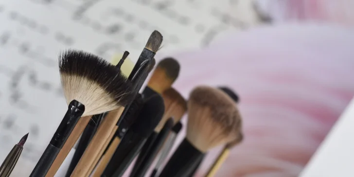 Naučte sa dokonale nalíčiť s miniškolou líčenia v STUDIO TRIM