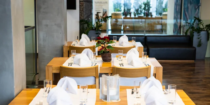 5-chodové degustačné menu s prémiovými vínami alebo otvorený voucher v reštaurácii ELESKO