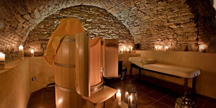 Luxusný pobyt s relaxom v pivných kúpeľoch a masážou na Zámku Wichterle