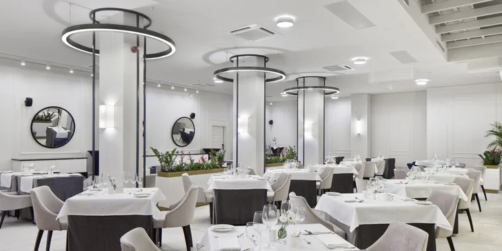 5* hotel v srdci Krakova - luxusné wellness centrum, raňajky alebo polpenzia