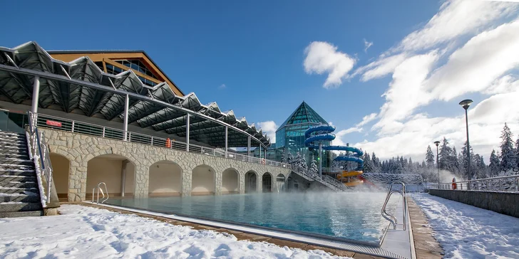 Dovolenka pre dvoch v adult friendly hoteli, výhľad na poľské Tatry a varianty s aquaparkom Termy Bukovina