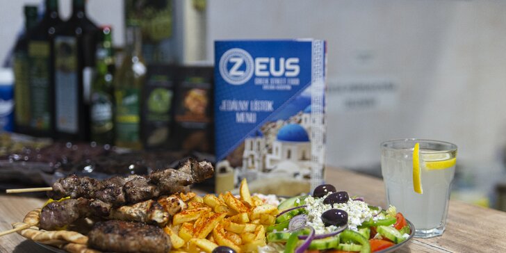 Voňavá porcia gréckych špecialít v centre mesta