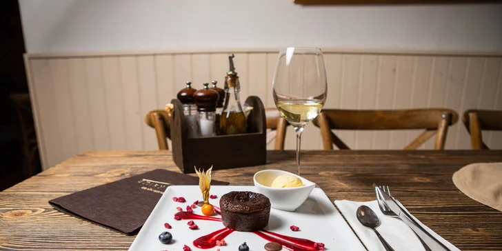 Vynikajúce 3-chodové menu spojené s degustáciou vín