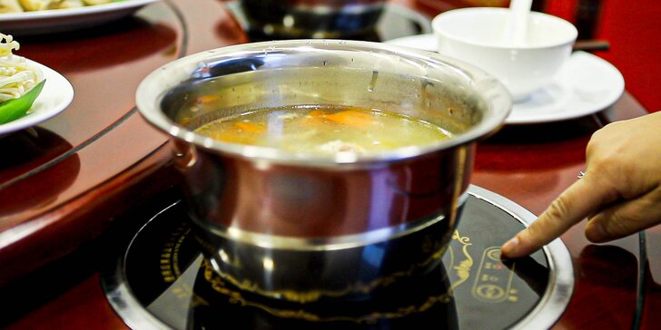Zážitková degustácia "Hot Pot" v čínskej reštaurácii Peking pre 4 alebo 8 osôb