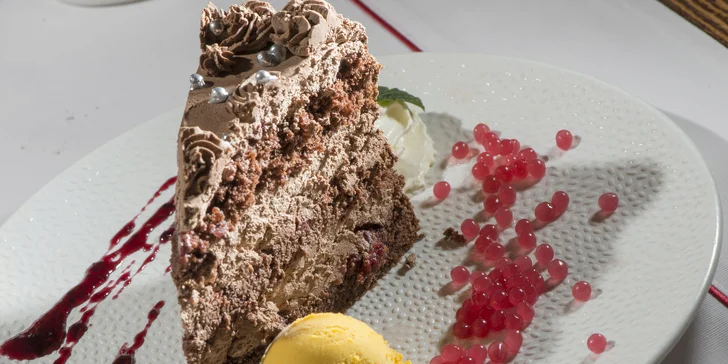 Zakopané: Viacchodové menu v reštaurácii Przy KominQ s možnosťou wellness