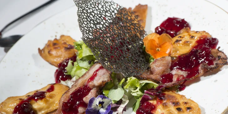 Zakopané: Viacchodové menu v reštaurácii Przy KominQ s možnosťou wellness