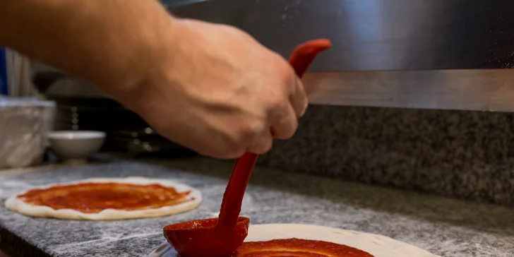 Pravá neapolská pizza v Košiciach? Jedine v Bungalowe!