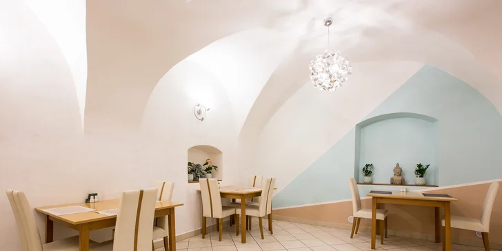 Veľké indické degustačné menu pre 2 osoby